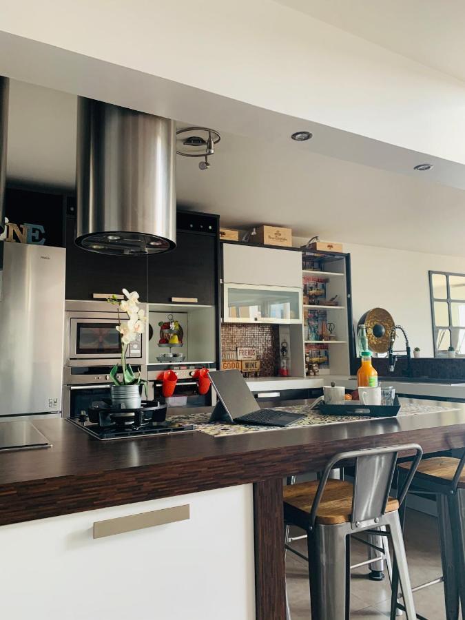 Bed And Breakfast Luxe La Defense U-Arena Courbevoie Exterior foto